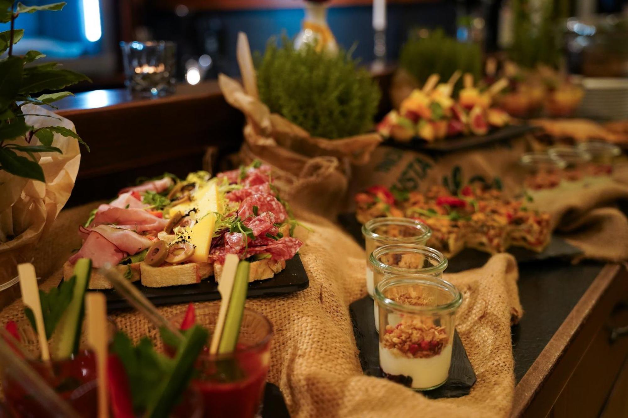 Hotel Logis Quartier 5, Sächsische Schweiz, Mit Restaurant, Café&bar 4*